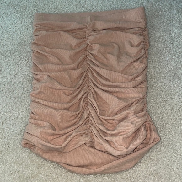 NWT RunAway Skirt- Large - Picture 2 of 6